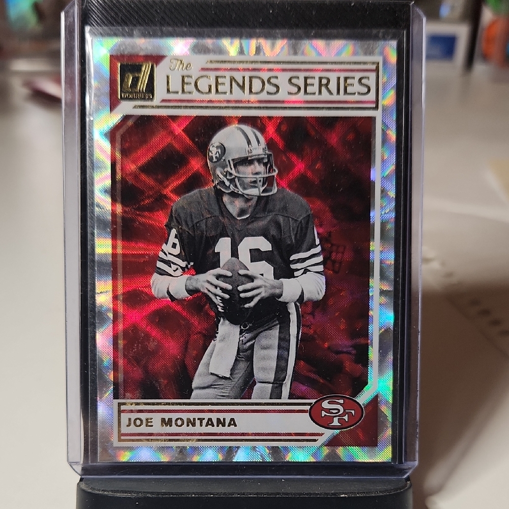 2019 Panini Legends Series Joe Montana Trading Card - Red and Silver